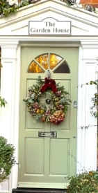 Christmas Wreath Workshops   Tuesday 12th December 6:30pm to 9:00pm